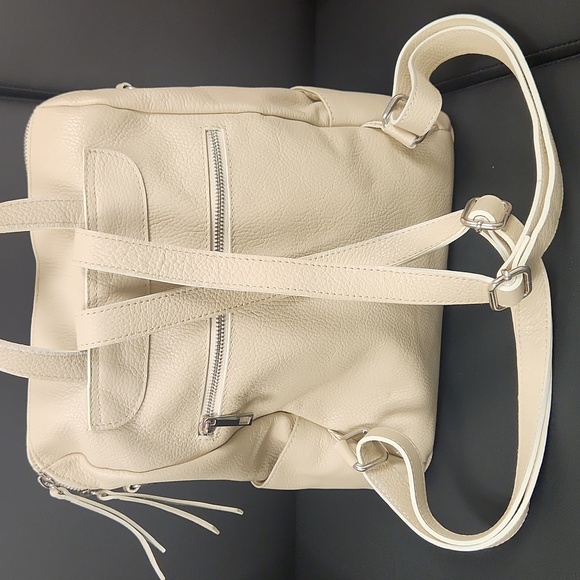 Women's Leather Backpack made in Italy - Picture 2 of 6